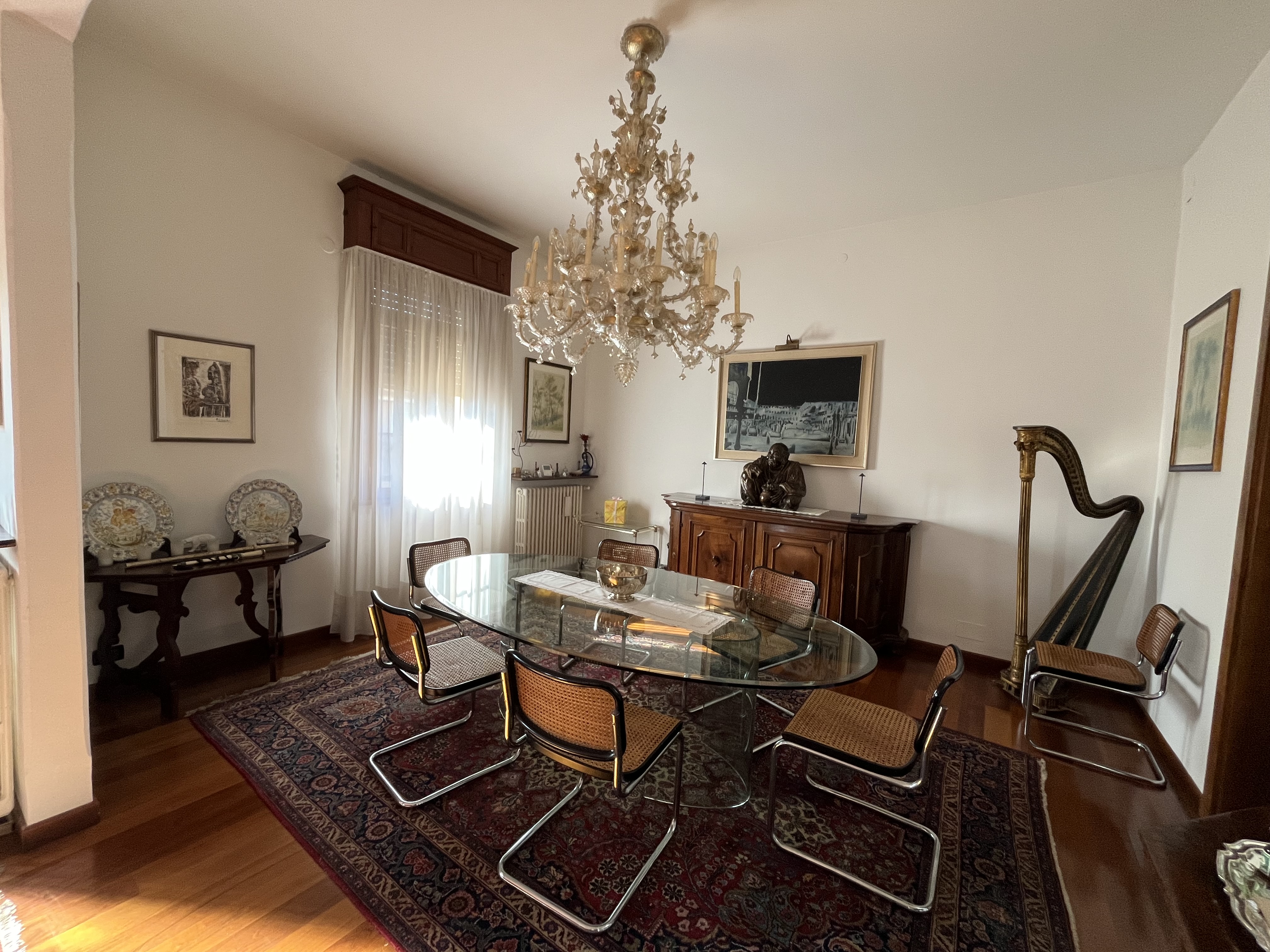 Piazza Castello. Elegante appartamento ultimo piano