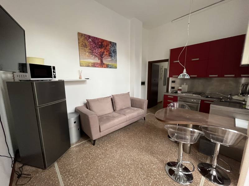 Centro storico. Delizioso bilocale interamente arredato