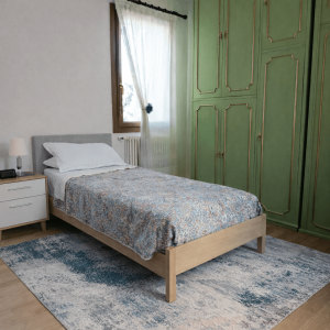 Le immagini presentano un allestimento di home staging virtuale.