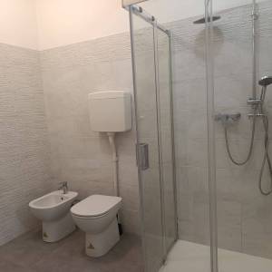 bagno con doccia