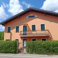 Montà. Casa singola del 2004 con ampio giardino attrezzato
