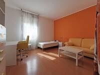 Istituti, appartamento con 6 camere